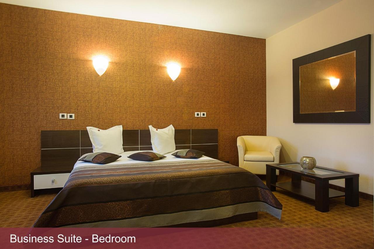 Inter Business Bucharest Hotel Ngoại thất bức ảnh