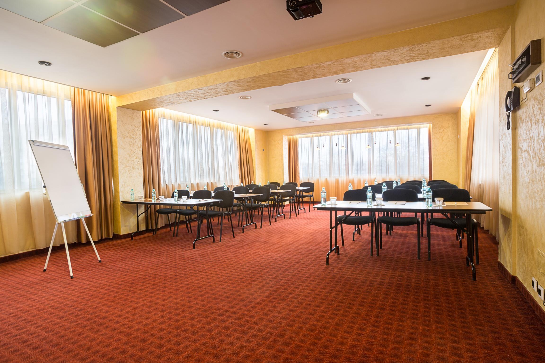 Inter Business Bucharest Hotel Ngoại thất bức ảnh
